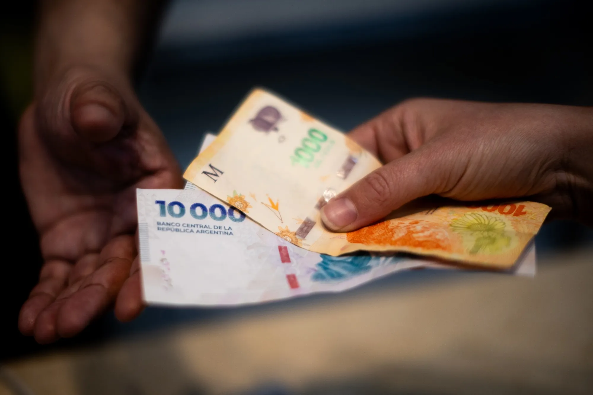 Los empleados públicos tendrán acreditados sus haberes el 31 de julio